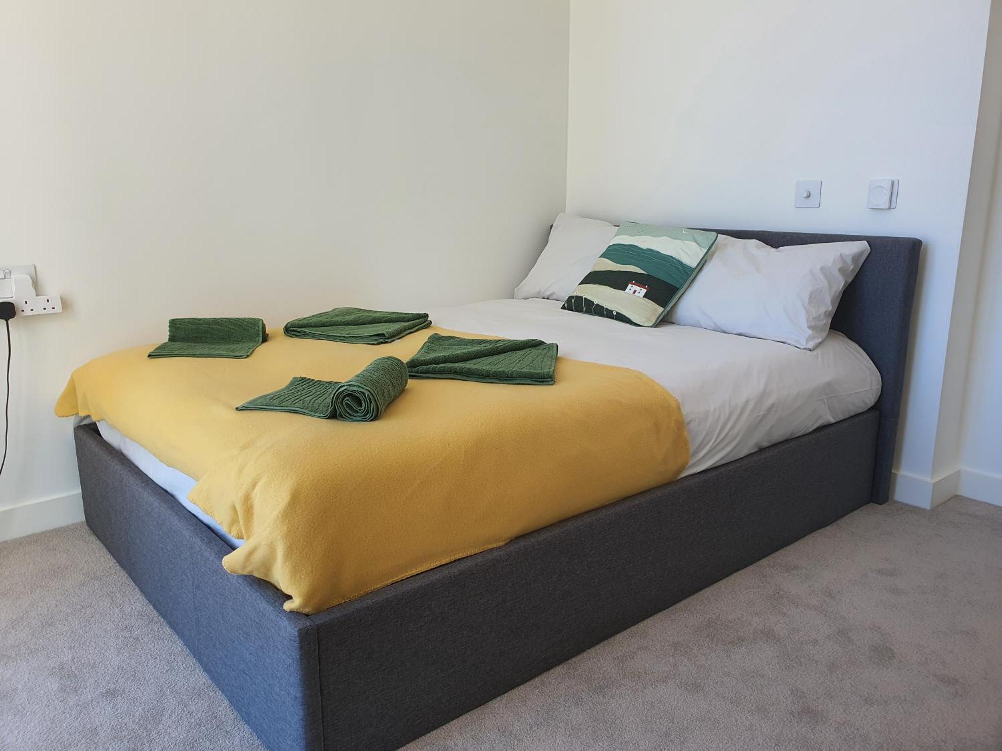 Cozy Room With Private Bathroom In Luxurious Flat Лондон Экстерьер фото